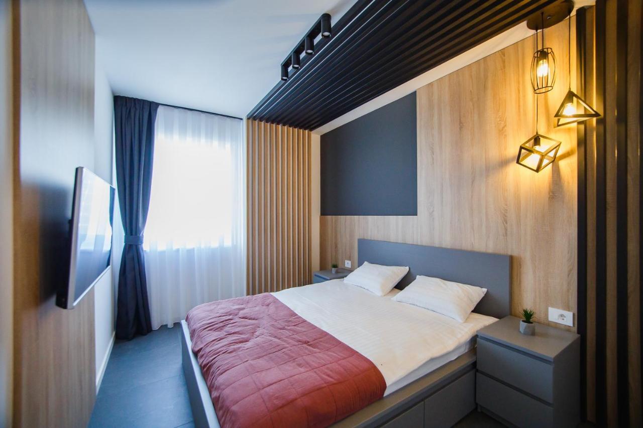 Duo Vibe Apartment Gran Varadino Esterno foto
