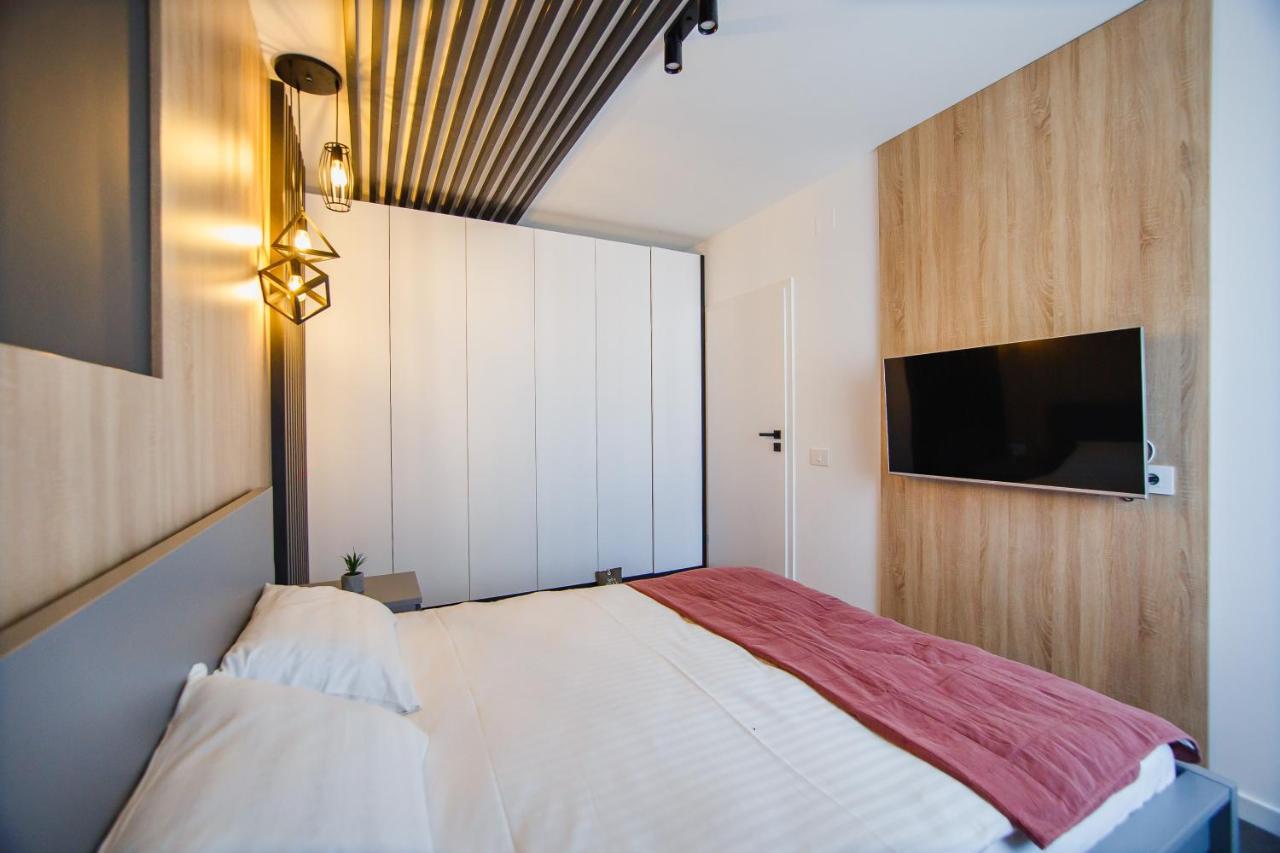 Duo Vibe Apartment Gran Varadino Esterno foto